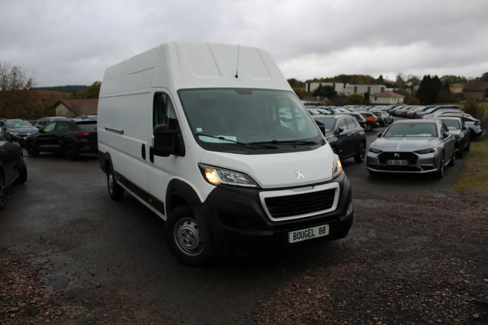 Peugeot Boxer 2L BLUEHDI 160CV L4 H3 DIESEL BOITE 6V CONFORT CAMÉRA GPS RÉGULATEUR BLUETOOTH Blanc - 1