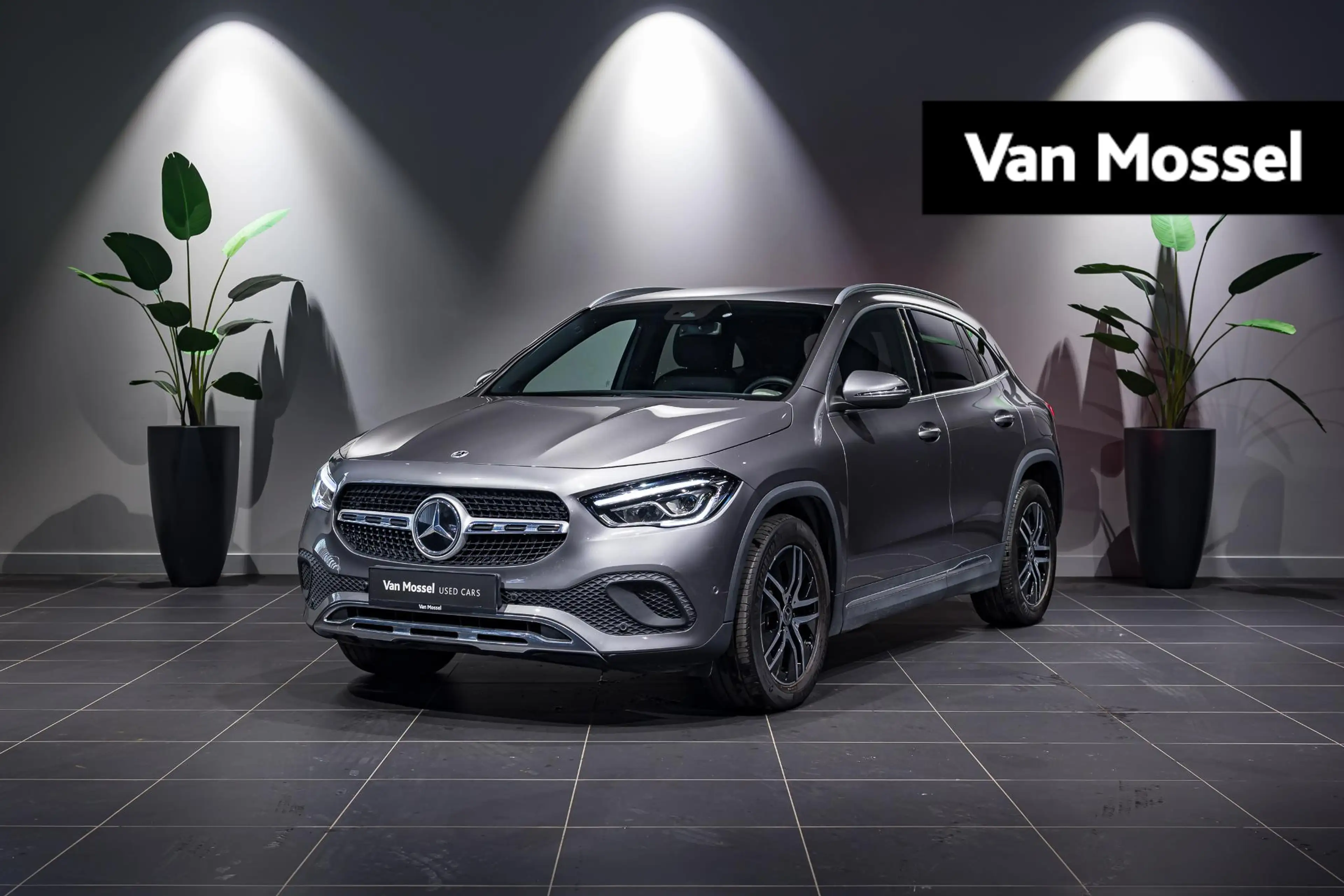 Mercedes-Benz GLA 250 GLA 250e Business Solution
