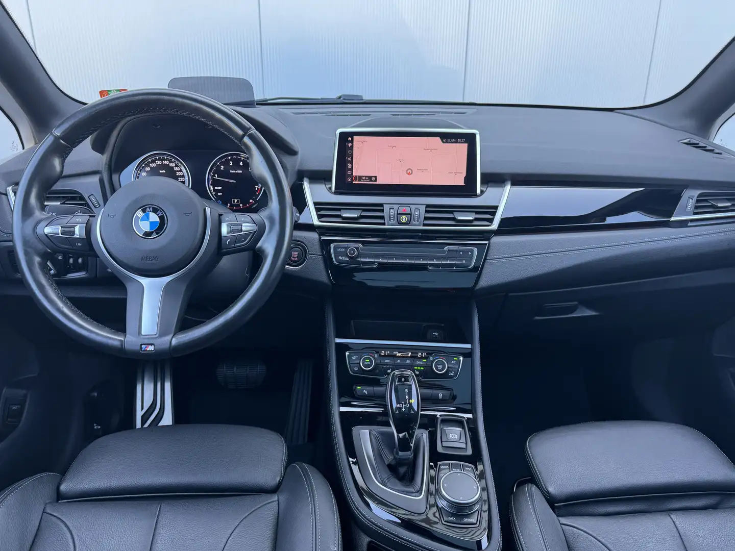 BMW 220 2-serie Active Tourer 220i High Executive M-pakket Gris - 2
