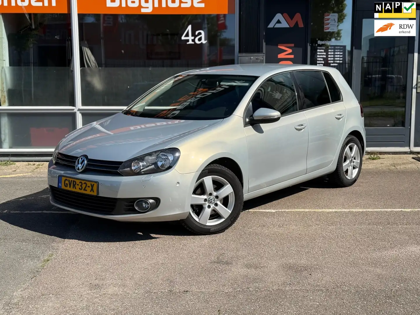 Volkswagen Golf 1.2 TSI Highline | Airco | Cruise | Stoelver. Grijs - 1