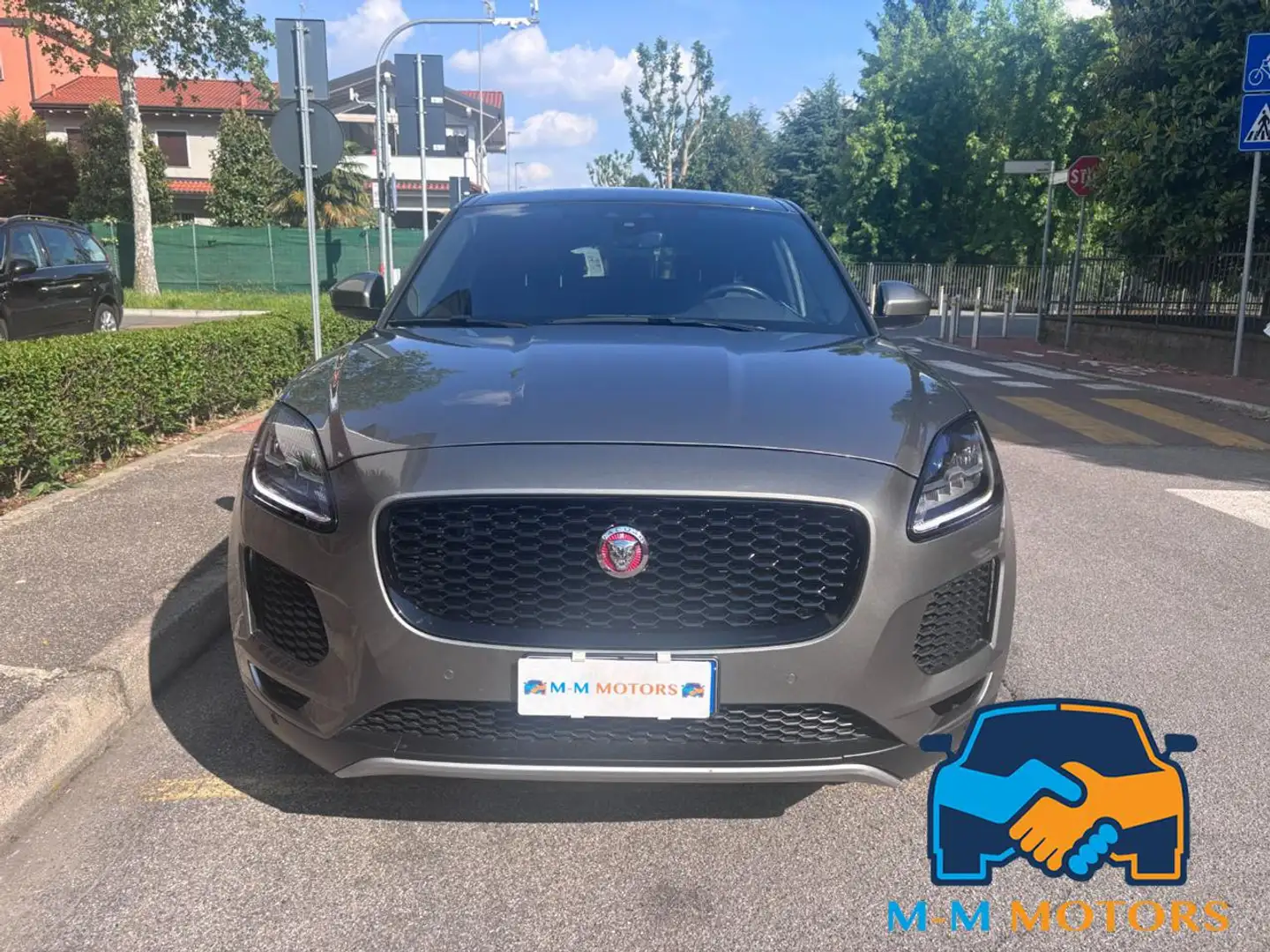 Jaguar E-Pace 2.0D 150 CV AWD aut. R-Dynamic UNICO PROPRIETARIO Grigio - 2