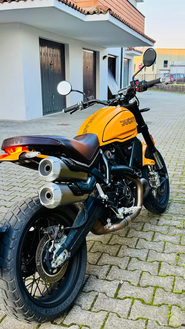 Ducati Scrambler 1100 TRIBUTE PRO Amarillo - 1