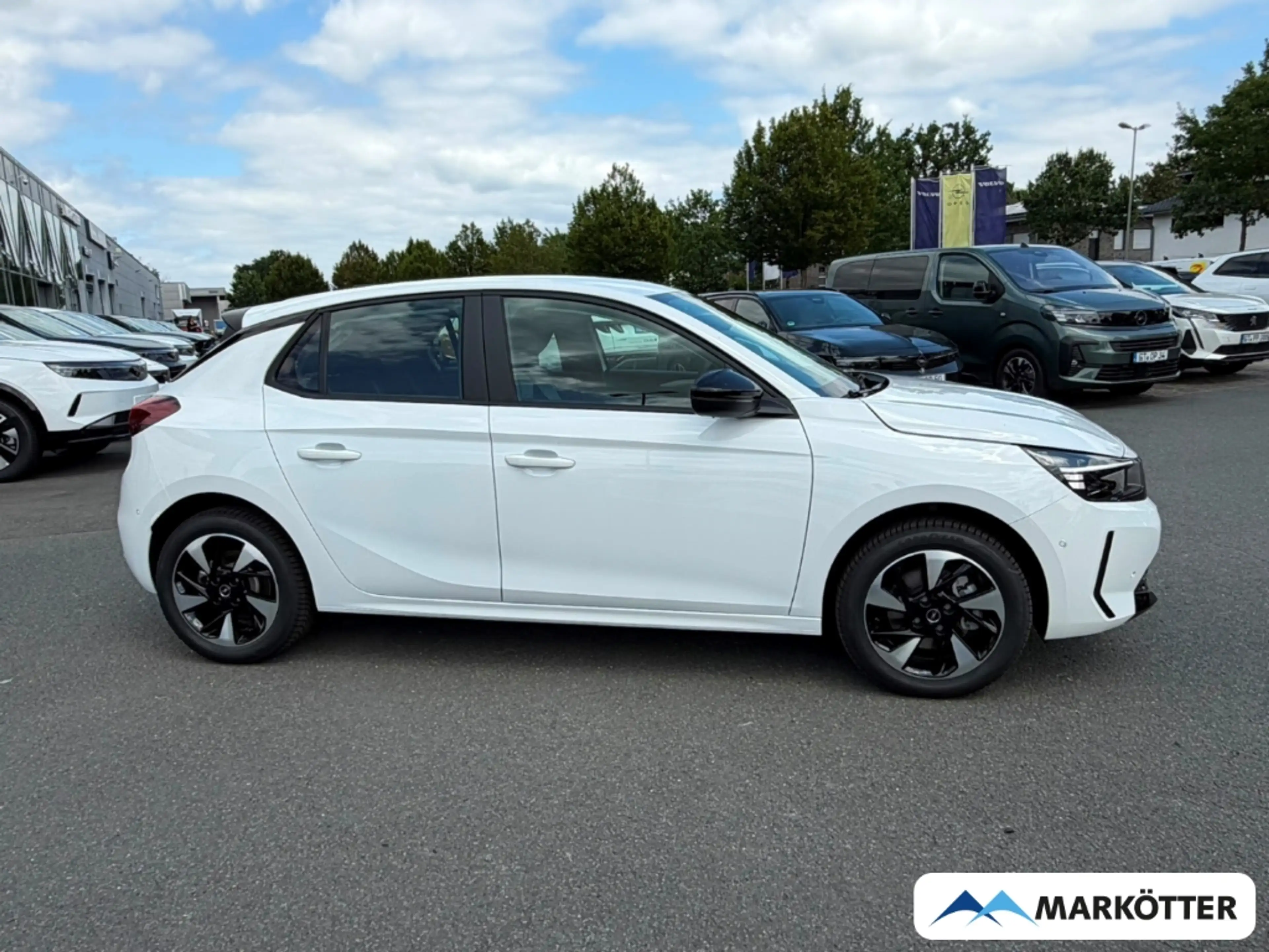 Opel Corsa-e Edition **VORLAUFFAHRZEUG** Sitz-und Allwetterreif — photo 4
