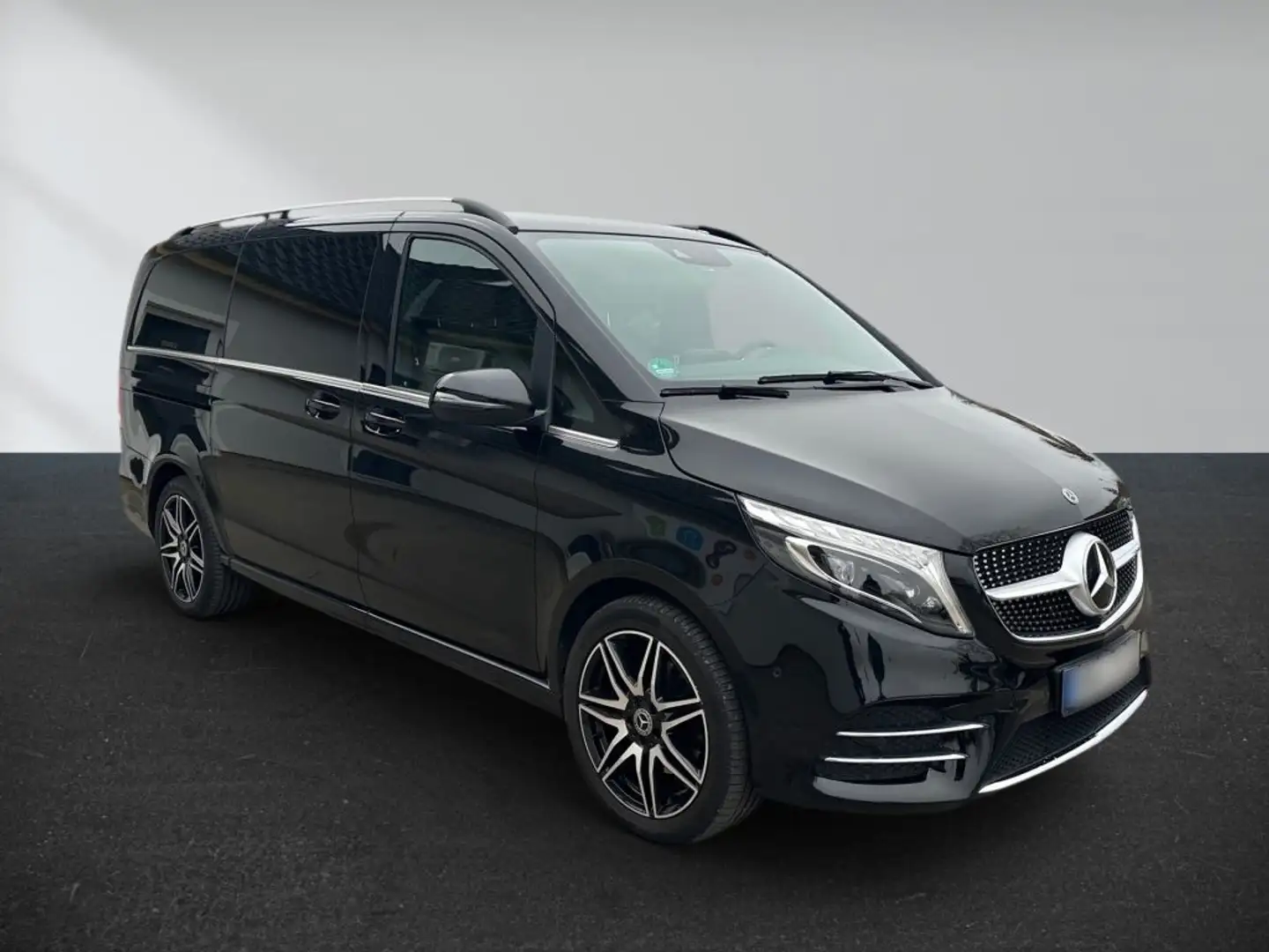 Mercedes-Benz V 300 d lang 4Matic 9G-TRONIC AMG Burmester Leder 360° - 2
