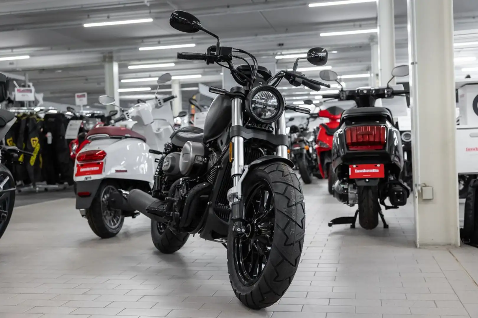Hyosung GV 125 i S Aquila EVO ABS, sofort lieferbar Silver - 2
