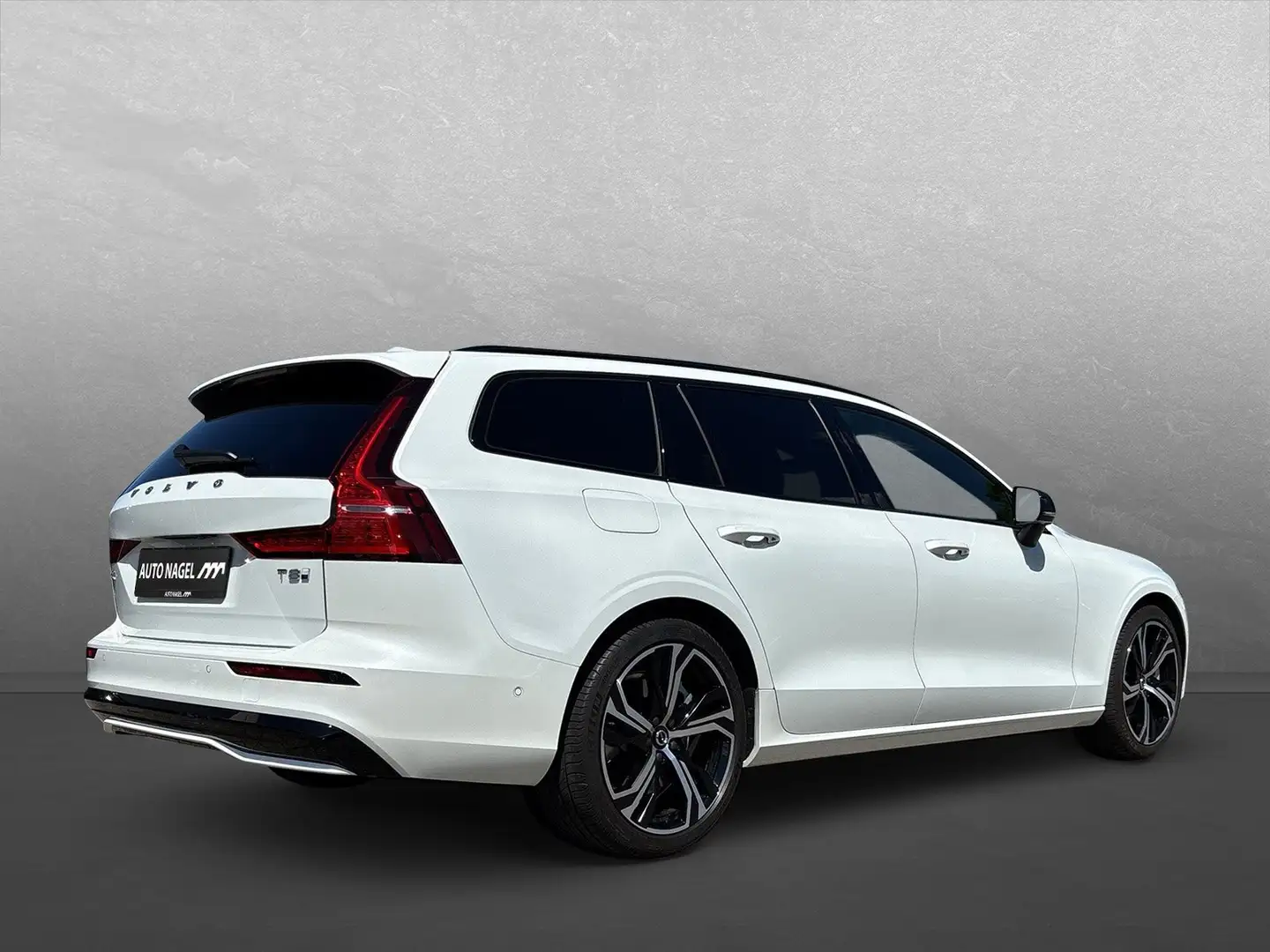 Volvo V60 T8 PHEV AWD Plus Dark *360° PANO BLIS HUD* Blanco - 2