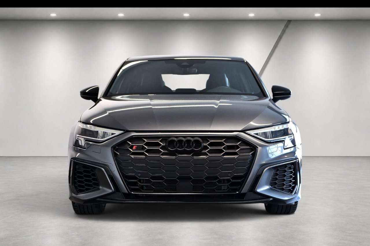 2024 Audi S3 2.0 Progressiv — снимка 1