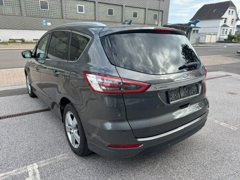 Ford S-Max S-MAX Titanium — photo 4