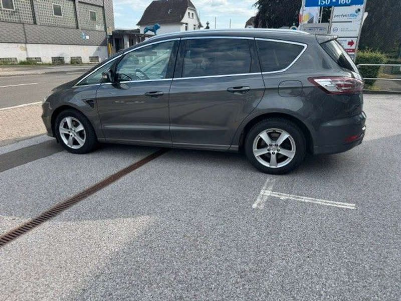 Ford S-Max S-MAX Titanium — photo 2