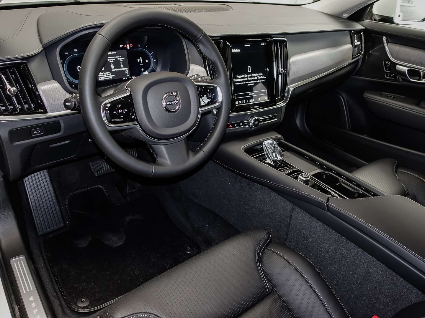 Volvo V90