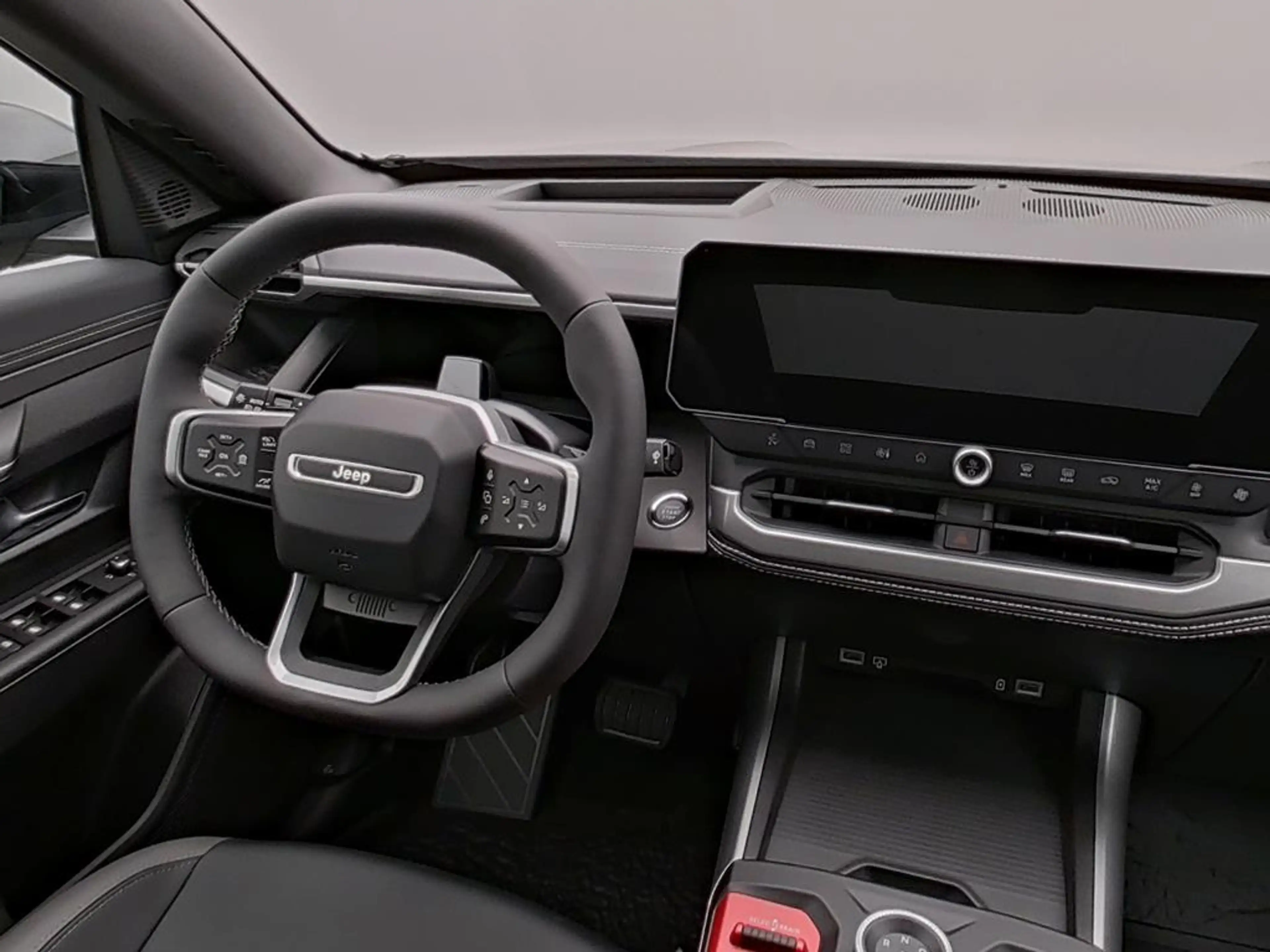 Jeep Compass Elektro Summit — photo 14