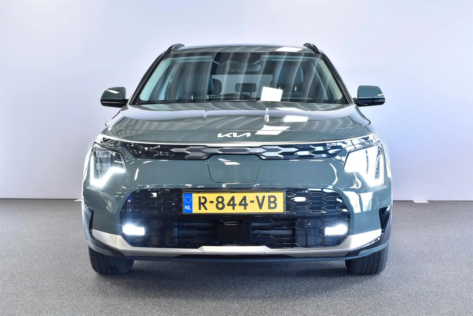 Kia e-Niro 64,8 kWh 204pk Aut ExecutiveLine |Schuifdak!!! Zöld - 2
