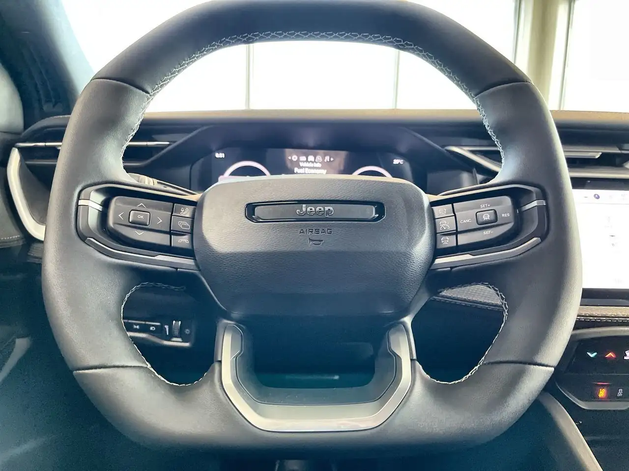 Jeep Cherokee снимка Jeep Cherokee