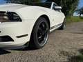 Ford Mustang V6 Facelift Modell 2010 Weiß - thumbnail 4