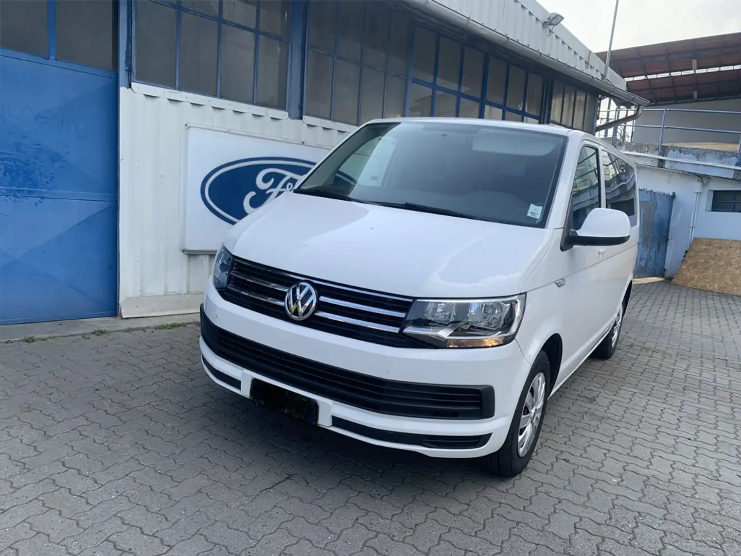 Volkswagen T6 Transporter transp.30 2.0 tdi 150cv kombi p.c. E6 Bianco - 1
