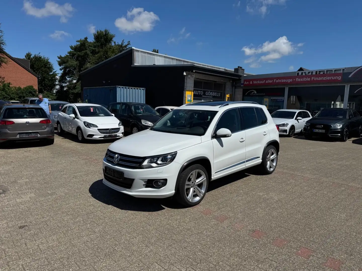 Volkswagen Tiguan Sport & Style 4Motion R-LINE Excklusive ! Weiß - 1