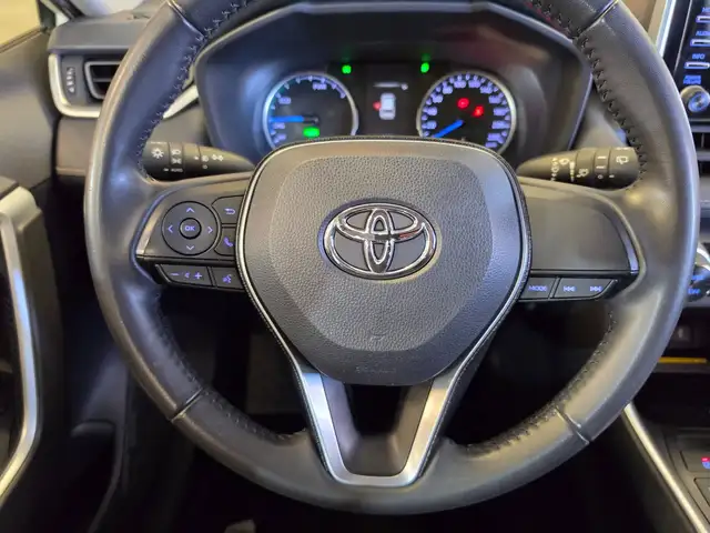 Toyota RAV4 view 14