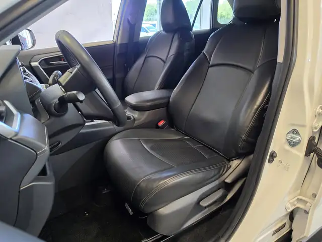 Toyota RAV4 view 12