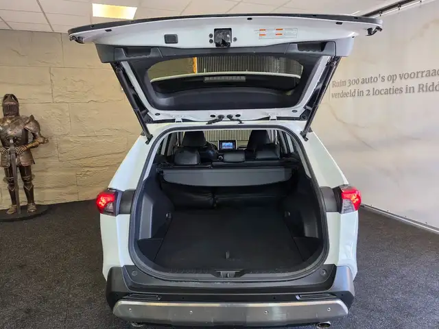 Toyota RAV4 view 29