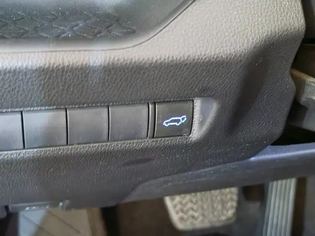 Toyota RAV4 view 20