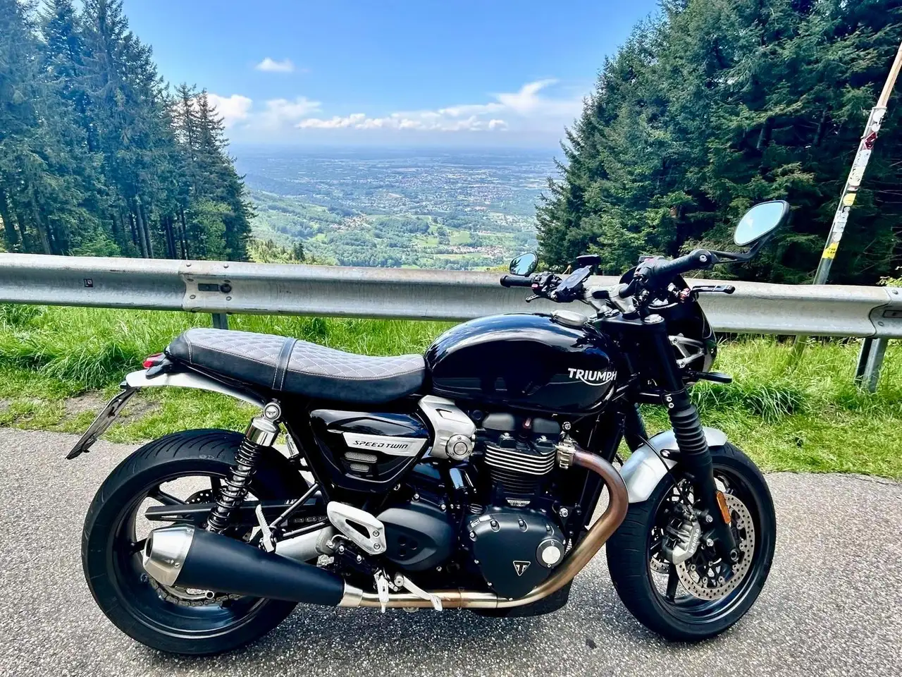 Triumph Speed Twin