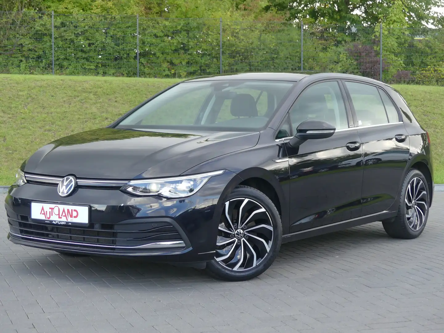 Volkswagen Golf VIII 1.5 16V TSI Noir - 2