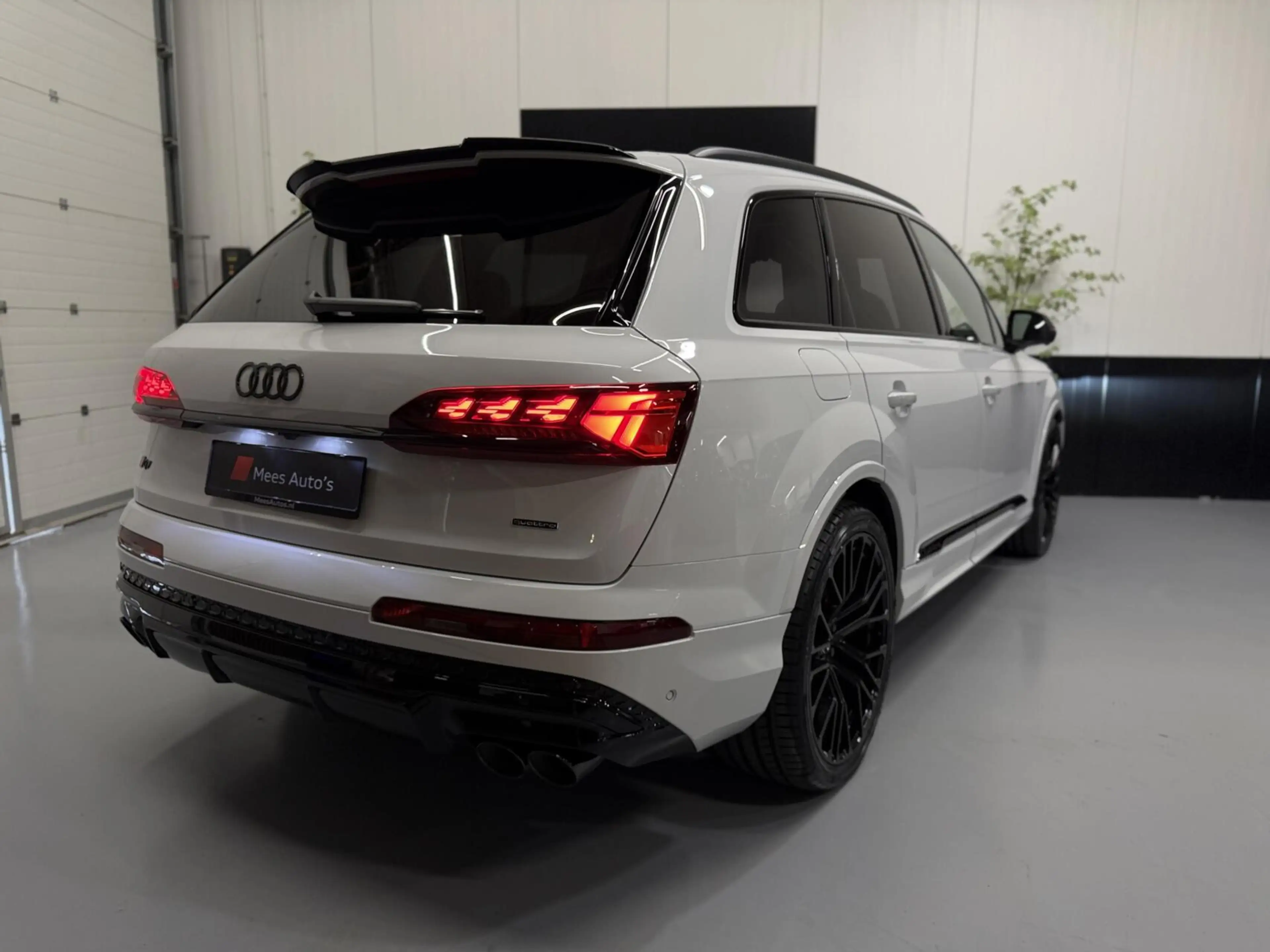 Audi Q7 60 TFSI e quattro Pro Line S Competition|Pano|B&O| — photo 3