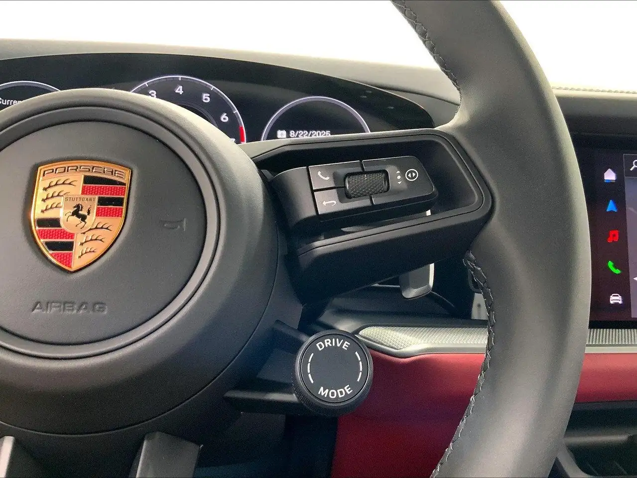 Porsche Cayenne снимка Porsche Cayenne
