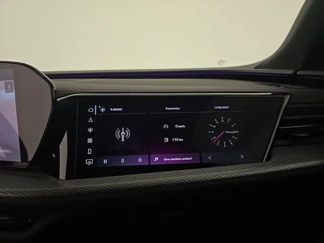 Audi Q5 view 14