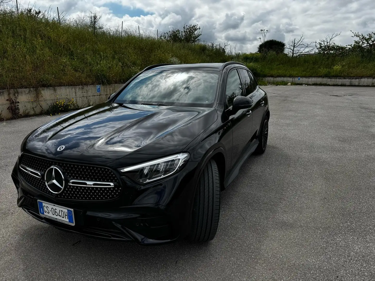 Mercedes-Benz GLC 300 GLC 300 AMG Line Premium Plus 4matic auto Noir - 1