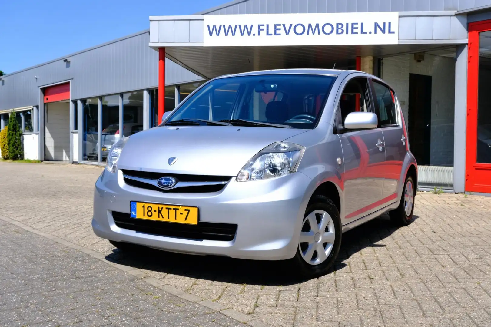 Subaru Justy 1.0 Comfort 5-drs Airco|69.245km Gris - 1