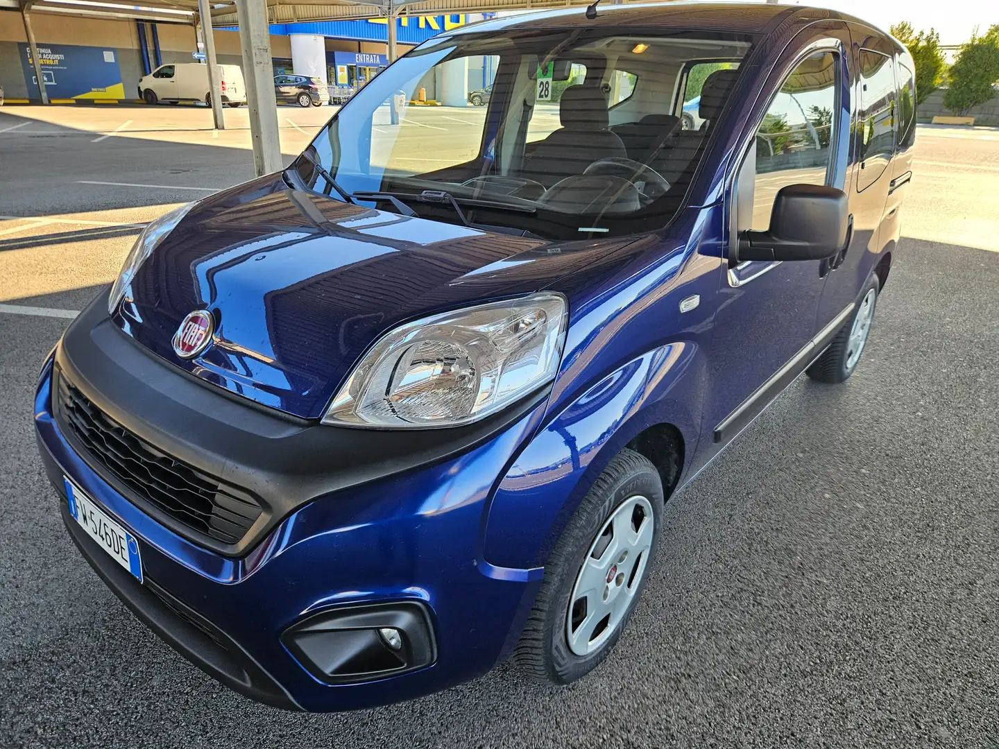 Fiat Qubo Qubo 2017 1.4 8v natural power Easy 70cv my19 Bleu - 1