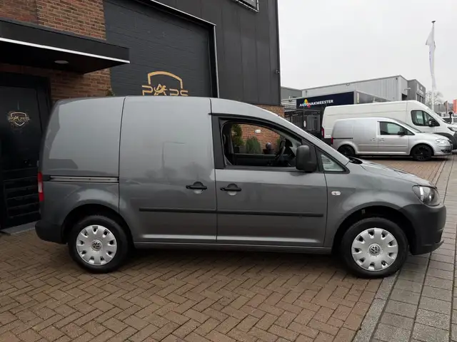 Volkswagen Caddy view 6