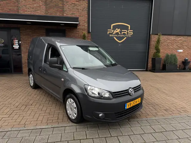 Volkswagen Caddy view 4