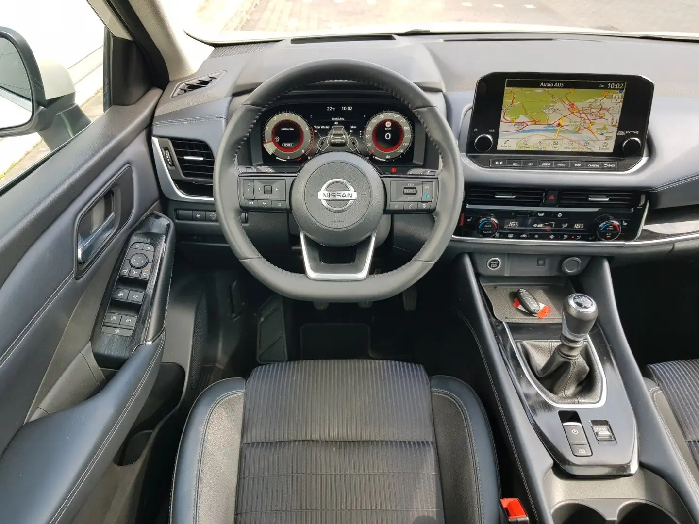Nissan Qashqai Premiere Edition (360 Kamera/Head-Up) Weiß - 2
