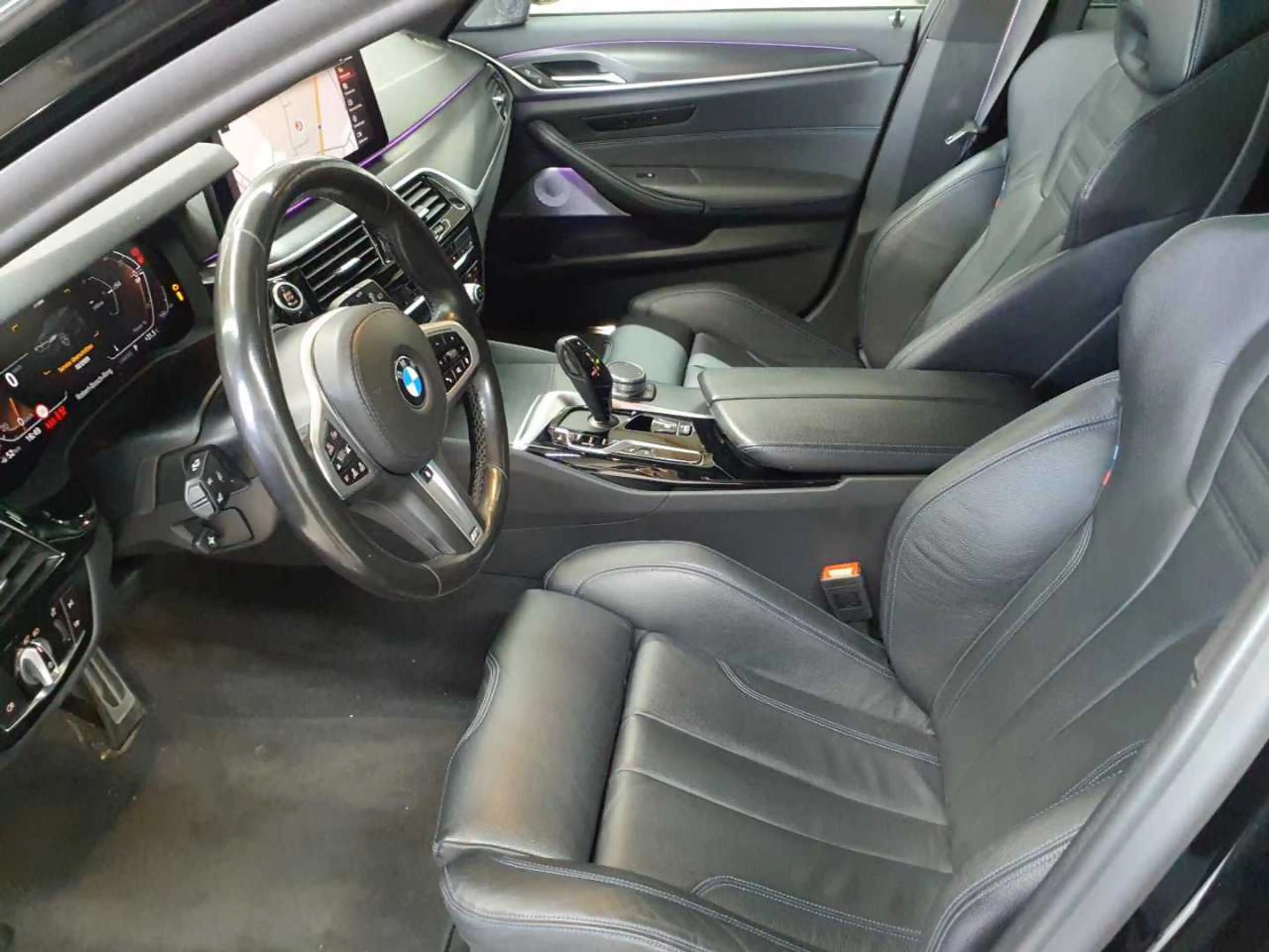 BMW 540 540d xDrive Touring Aut. M Sport  HuD AHK — photo 7