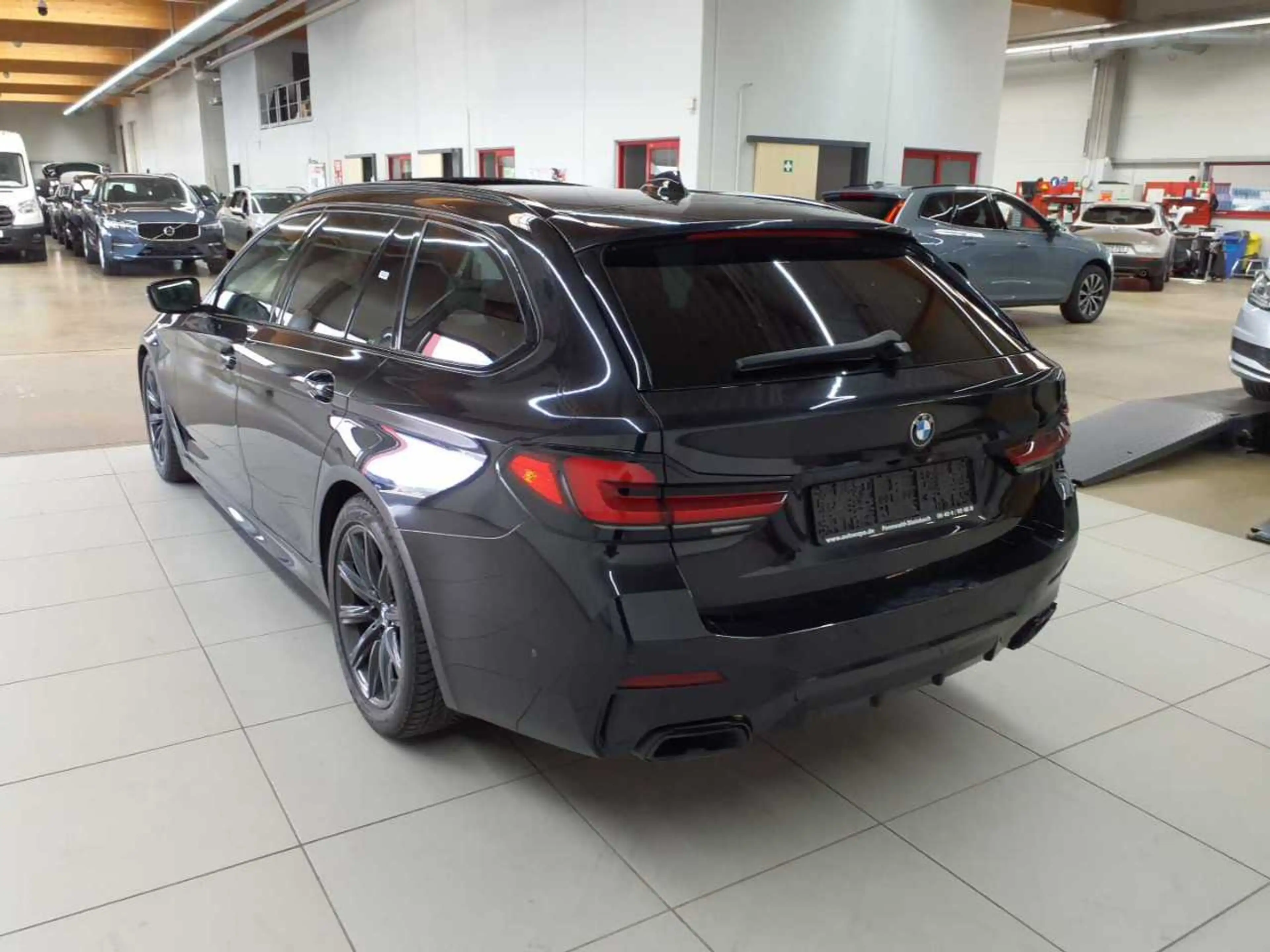 BMW 540 540d xDrive Touring Aut. M Sport  HuD AHK — photo 5