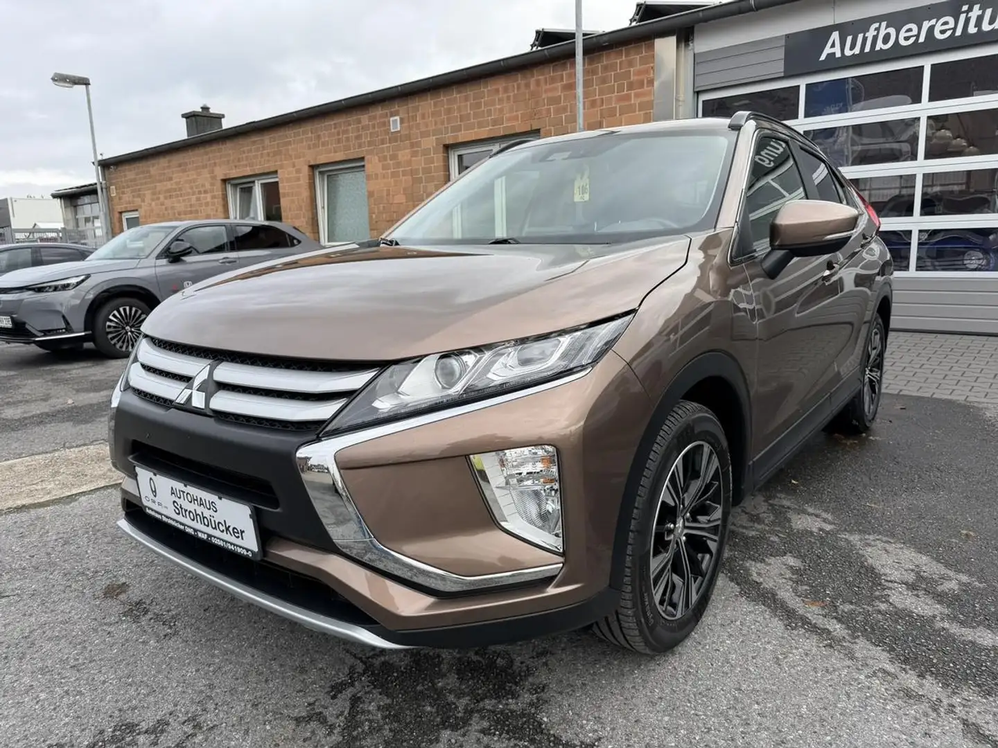 Mitsubishi Eclipse Cross 1.5 T-MIVEC (ClearTec) 2WD Active Brun - 2