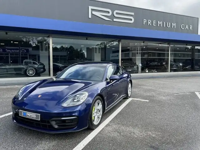 Porsche Panamera 4 Hybrid