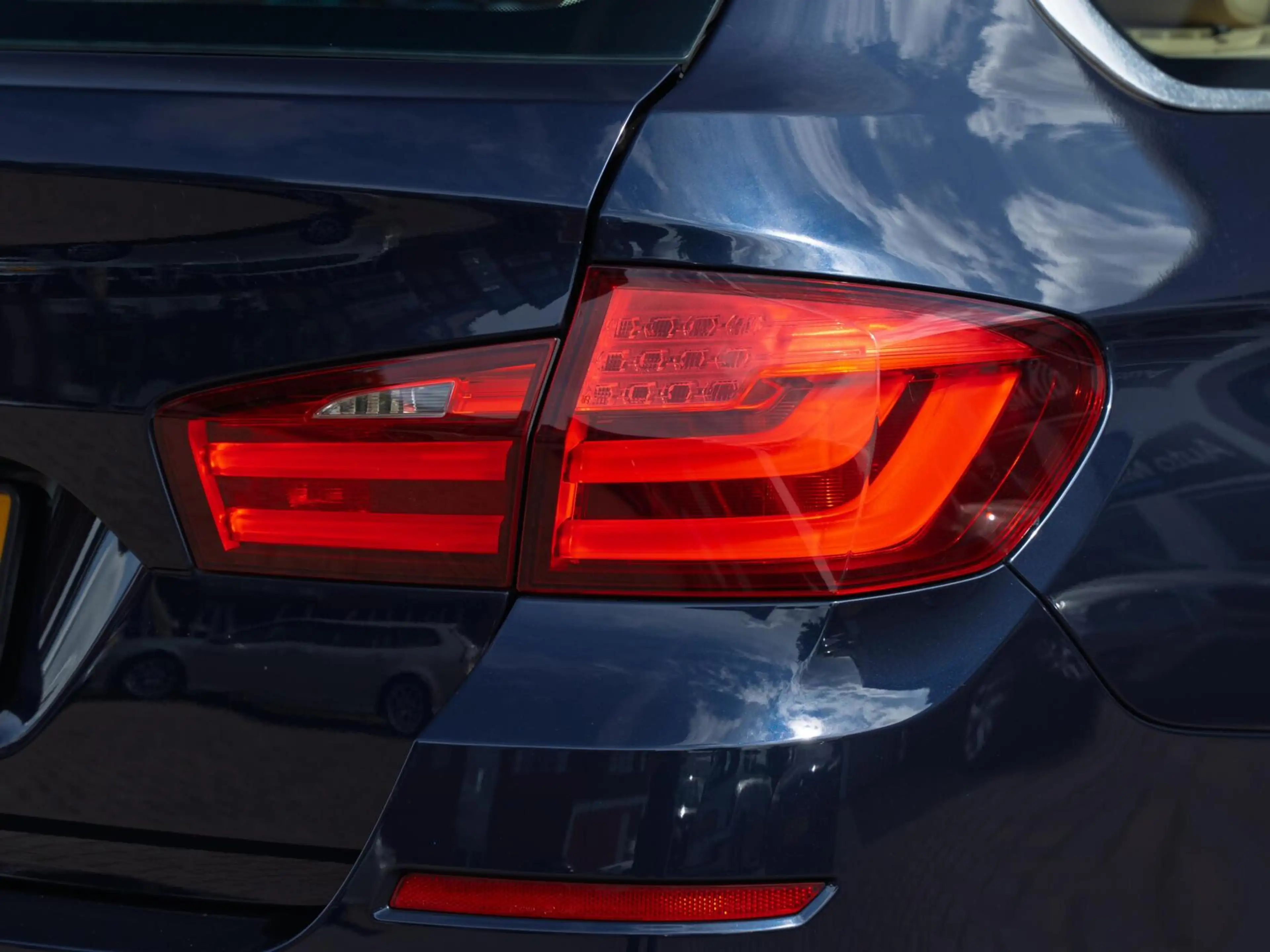BMW 528 5-serie Touring 528i High Executive — photo 11