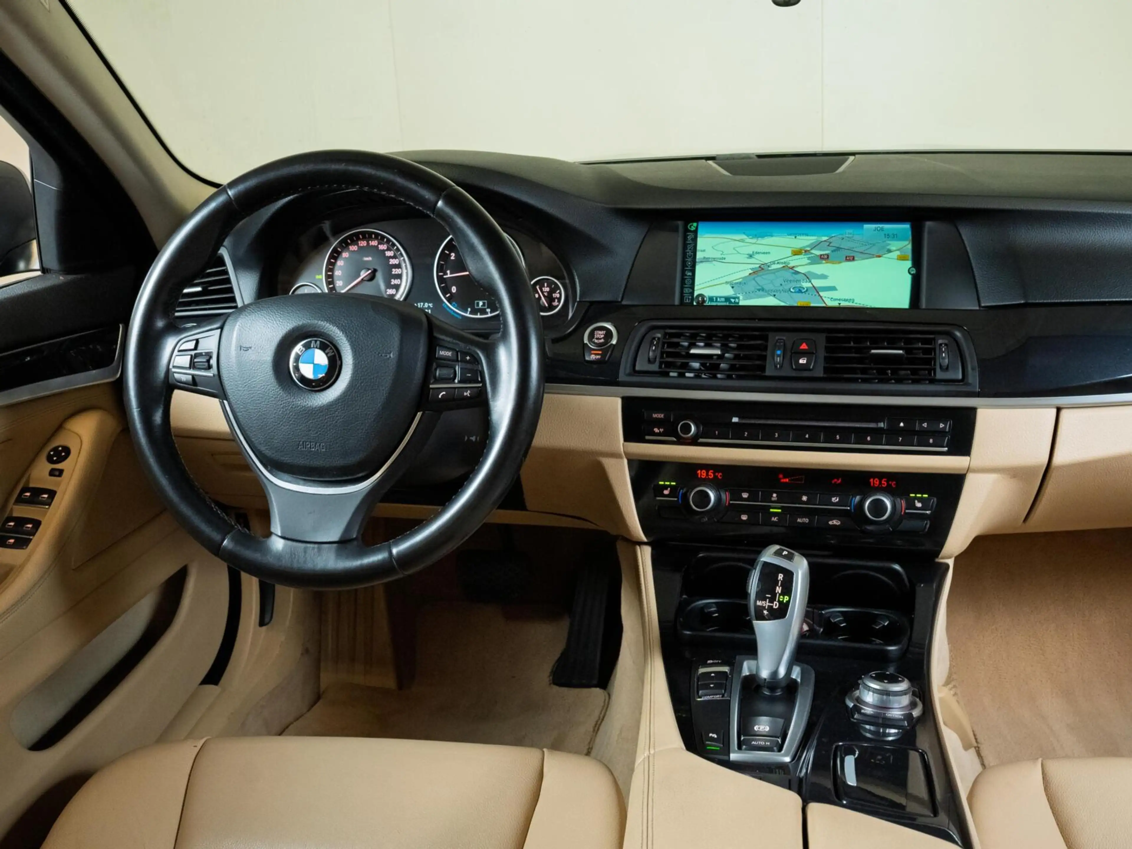 BMW 528 5-serie Touring 528i High Executive — photo 15