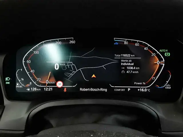 BMW 3 Series view 11