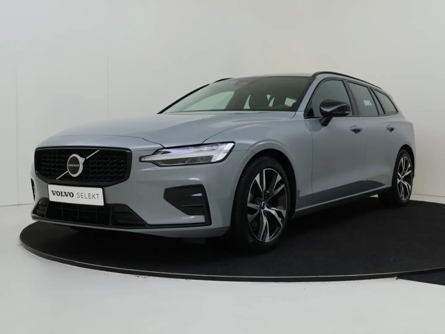 Volvo V60 2.0 B4 Plus Dark | Trekhaak | Memory | Leder Bekle Grijs - 1