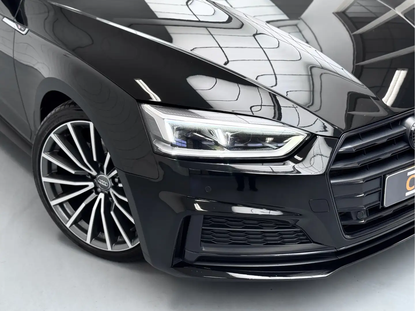 Audi A5 Sportback 2.0 TFSI g-tron S-line Zwarte editie, LE Zwart - 2