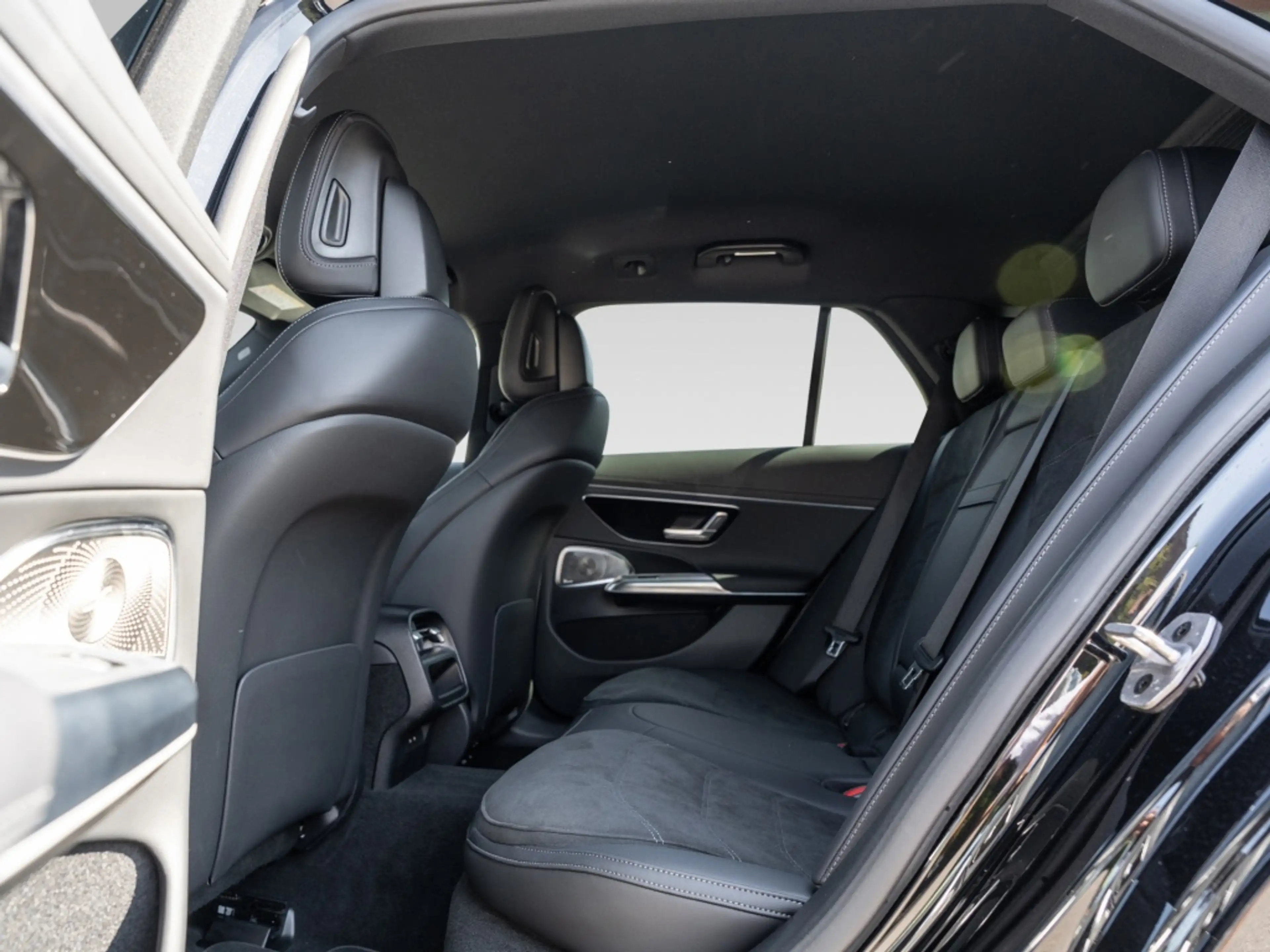 Mercedes-Benz E 300 T e ,  AMG BURM PREMIUM MEMO 360 AHK DISTR — photo 9