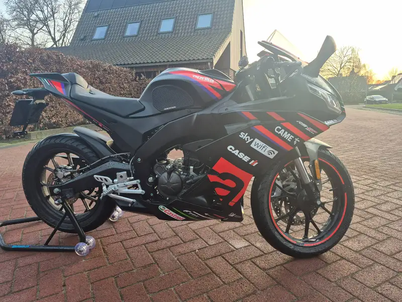 Aprilia RS 125 - foto 3