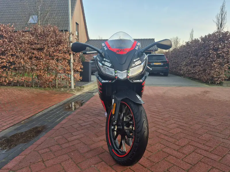 Aprilia RS 125 - foto 4