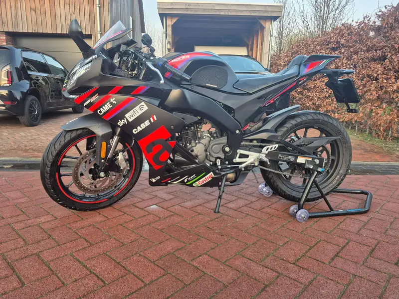 Aprilia RS 125 - foto 2