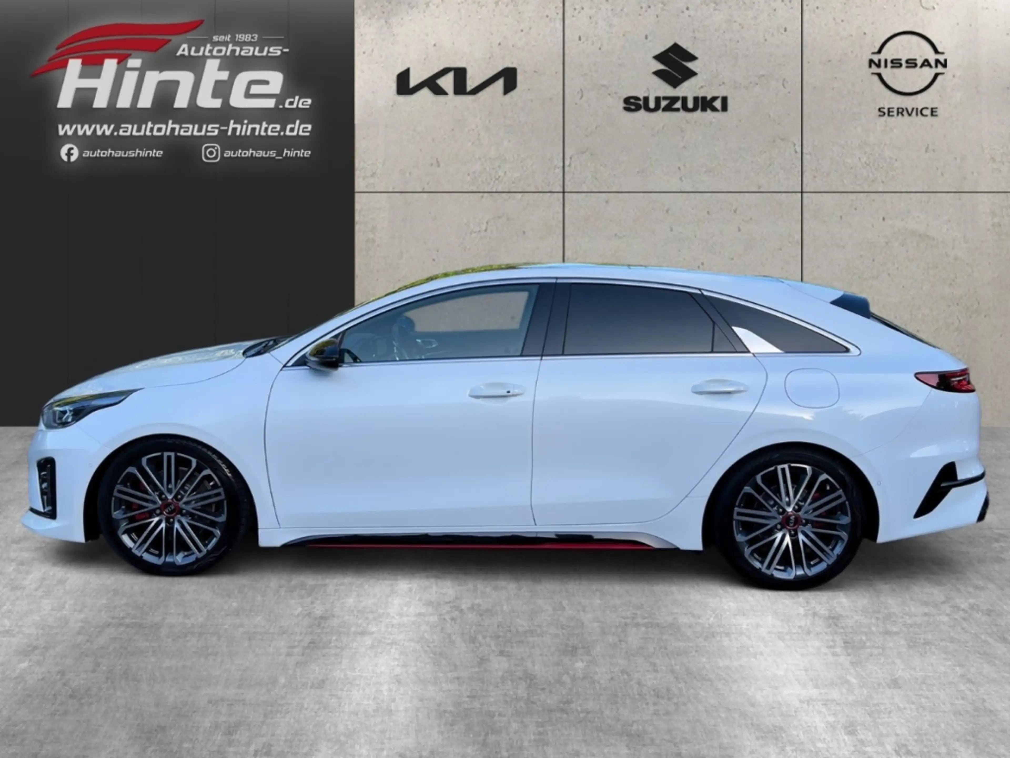 Kia ProCeed / pro_cee'd GT 1.6T SPORTAUSPUFF PANORAMA NAVIGATION — photo 8