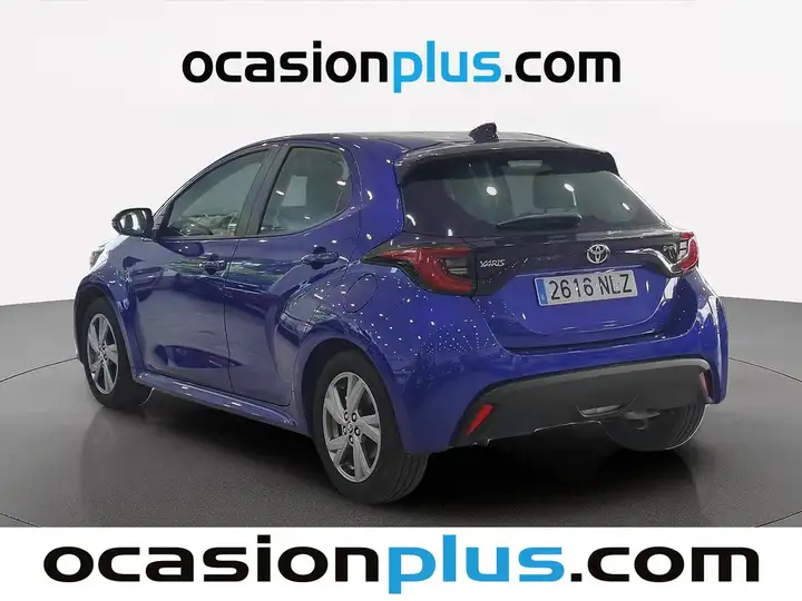 Toyota Yaris 1.5 Active Plus 2026, foto 3